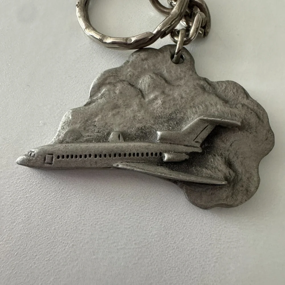 Vintage 1983 I Love to Fly Pewter Keychain Key Ring Airplane by Rawcliffe‎